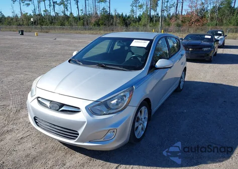 2013 Hyundai Accent Se from USA, damaged, VIN KMHCU5AEXDU076702